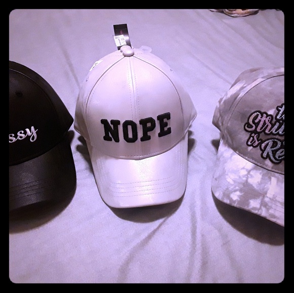 Back to school hats for girls - Picture 1 of 1